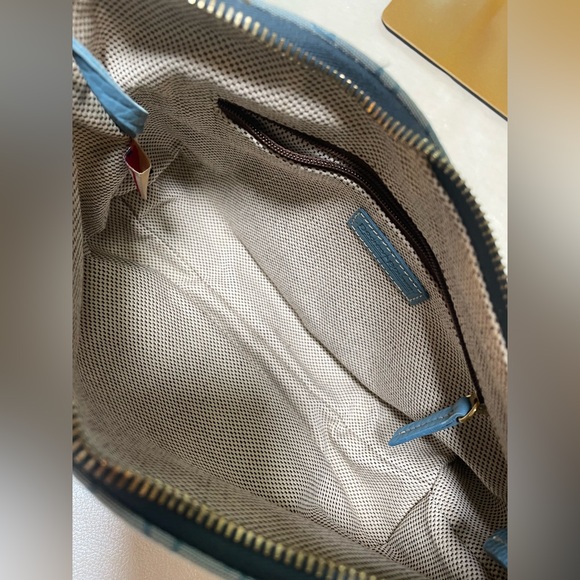 Dooney & Bourke Y2K 🧊RARE🧊 Vintage Light Blue Shoulder Bag - Picture 12 of 17